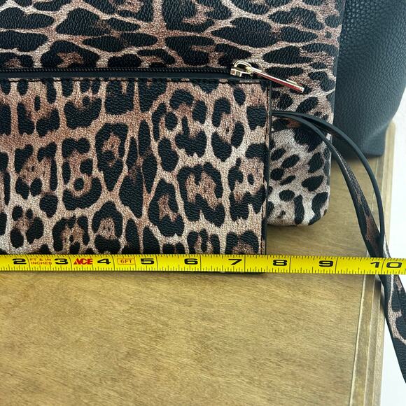 Black & leopard print inside Faux Leather Carry-all slouchy bag + two small bags - Picture 9 of 10